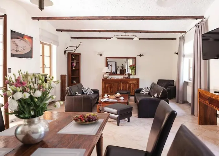 Constantia By Grape Villa